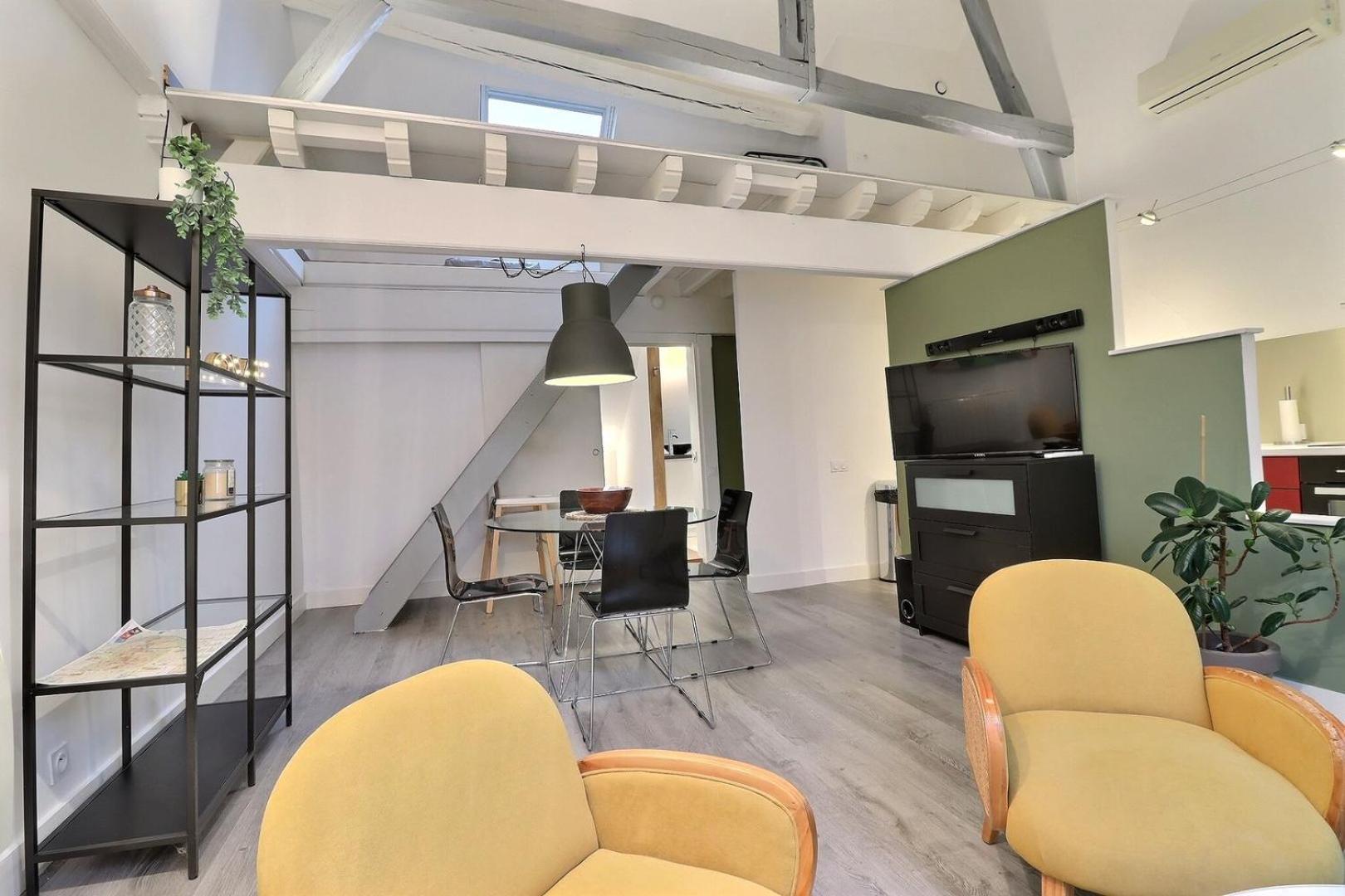 Le Loft Sous Les Toits - Proche Gare - Mon Groom Троа Екстериор снимка